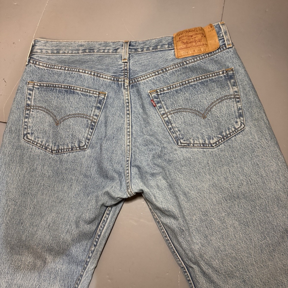 Levis Jeans 501 36 31 Light Wash Button Fly Vintage Y2k 2002 USA Made